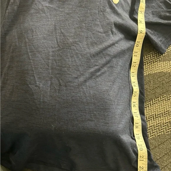 BRAVES Majestic Blue Polo Shirt with Short Sleeves and Relaxed Fit
Medium - Picture 6 of 6